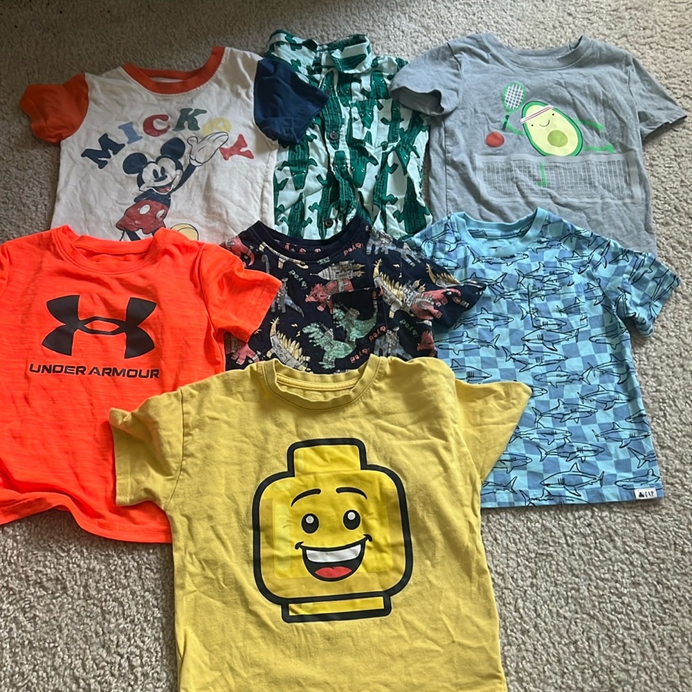 Bundle of 7 boys shirts in size 4/4t